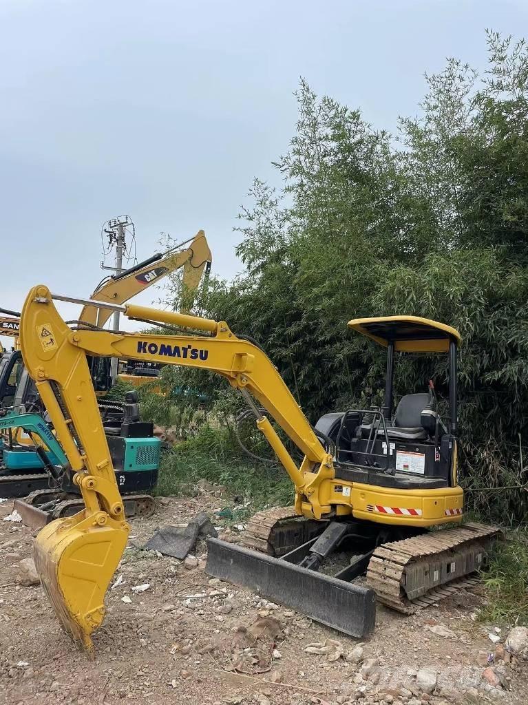 Komatsu PC35 Εκσκαφάκι (διαβολάκι) < 7t