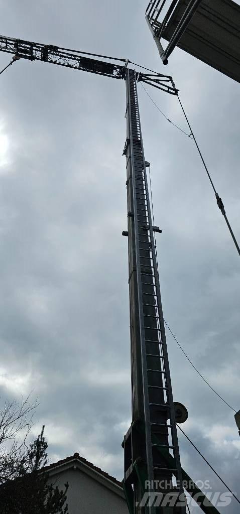 Terex Comedil CBR 32 Πυργογερανοί