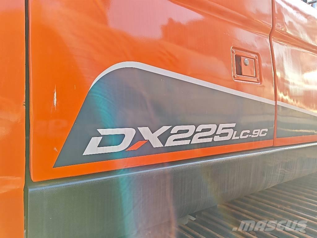 Doosan DX 225 LC-9C Εκσκαφείς με ερπύστριες