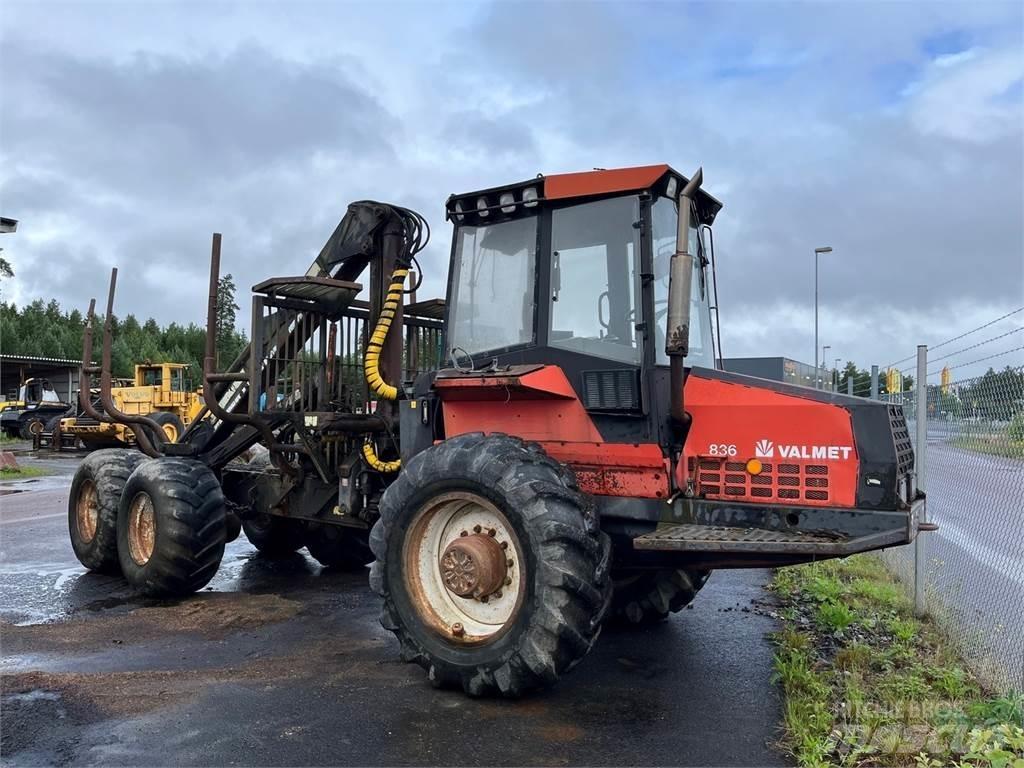 Valmet 836 Μεταφορείς ξυλείας