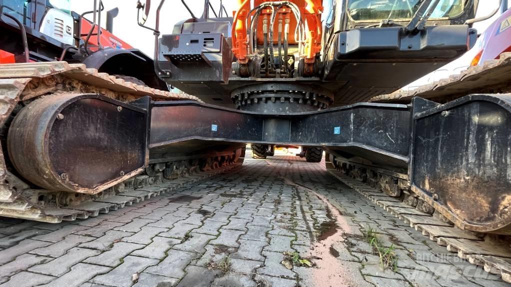 Hitachi ZX300LC-7 Εκσκαφείς με ερπύστριες
