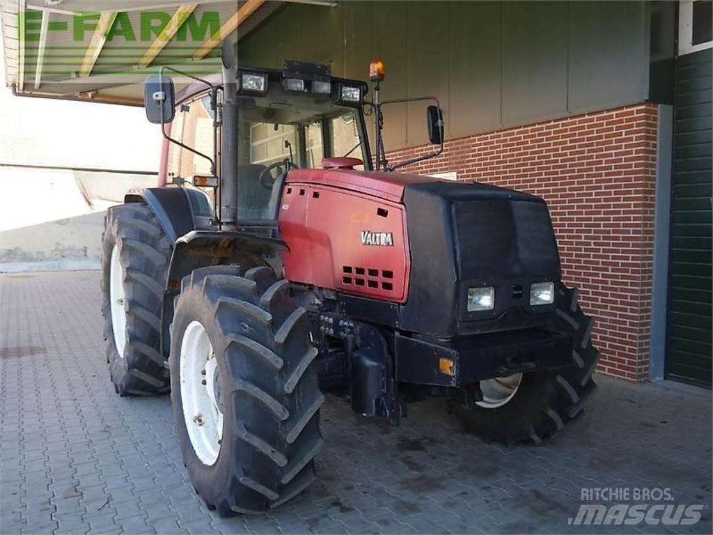 Valtra 8450 Τρακτέρ
