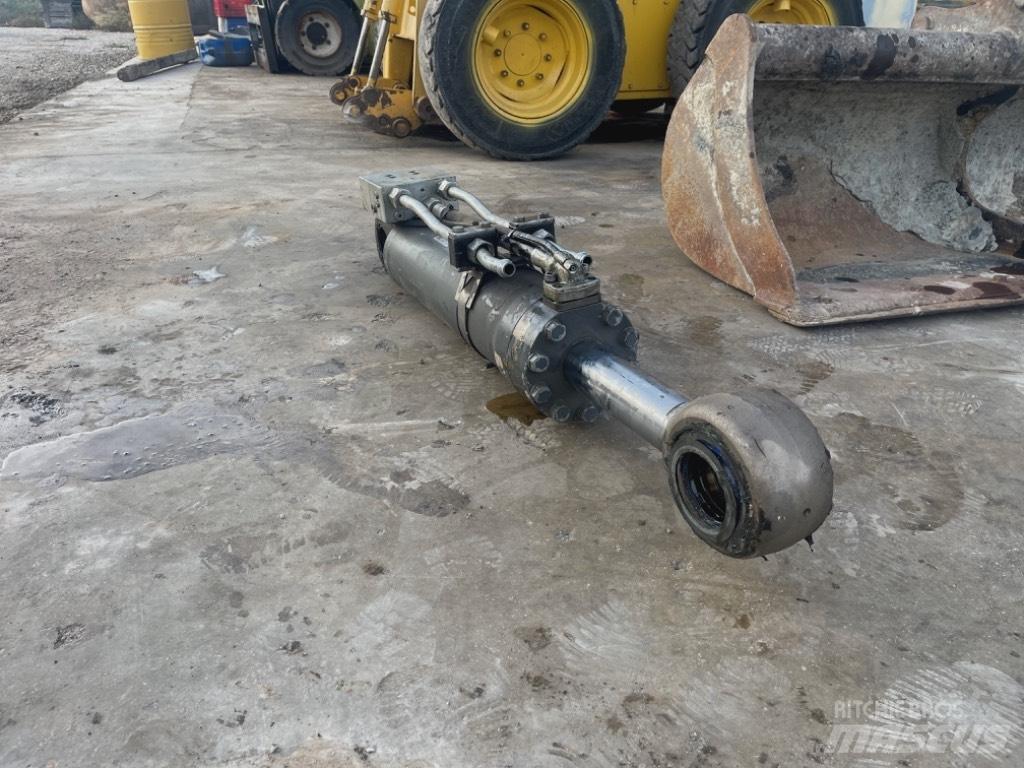 Liebherr A 910 Comp Υδραυλικά