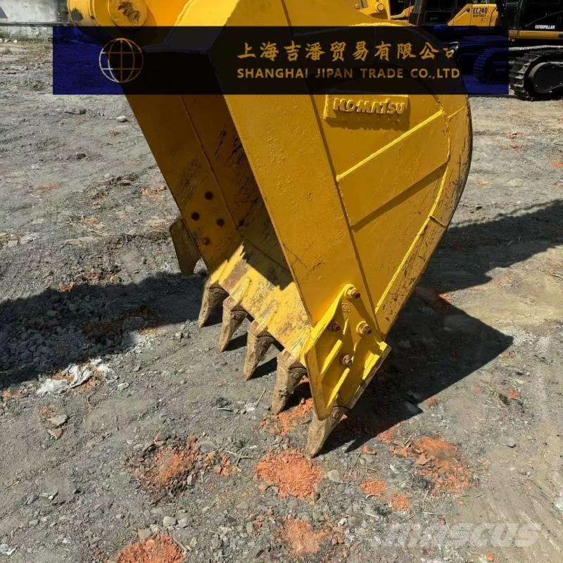 Komatsu PC 240 Εκσκαφείς με ερπύστριες