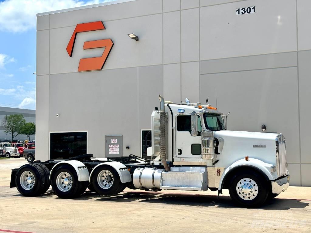 Kenworth W 900 Τράκτορες