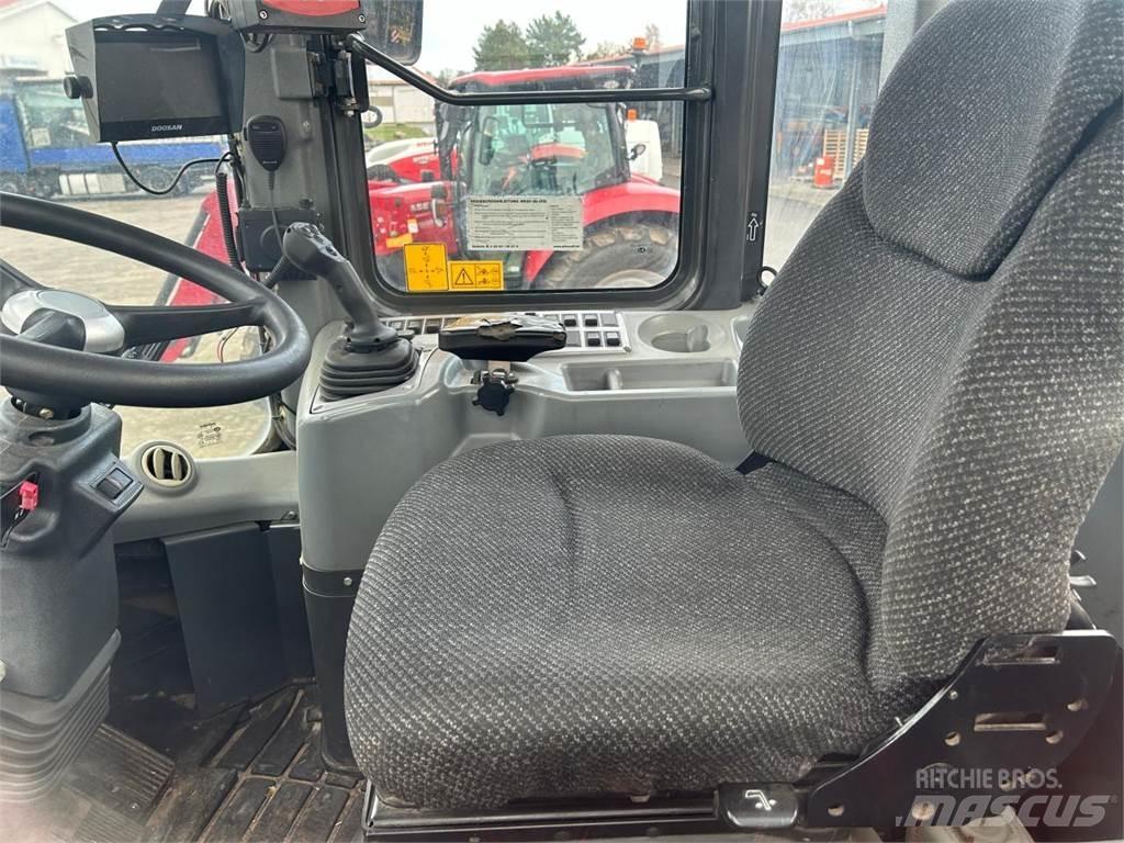 Doosan DL 300 Φορτωτές με λάστιχα (Τροχοφόροι)