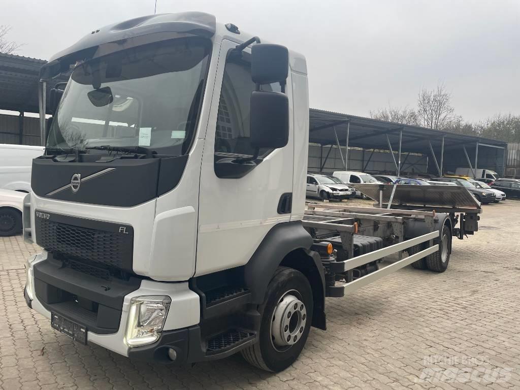 Volvo FL 250 Φορτηγά φόρτωσης κάδων