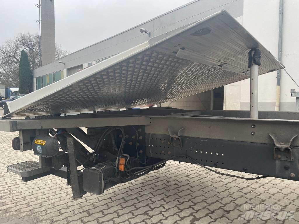 Volvo FL 250 Φορτηγά φόρτωσης κάδων