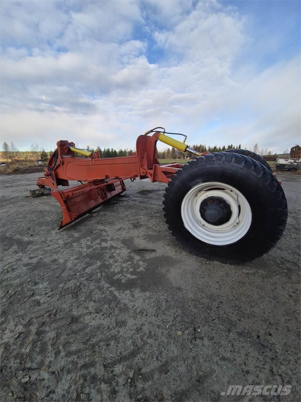  Peltolana omateko Επιπεδωτήρες οδών