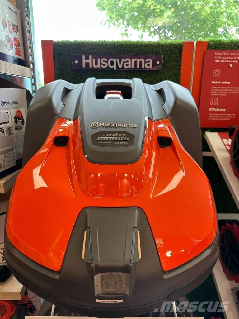 Husqvarna AM550 Ρομποτικά Χορτοκοπτικά