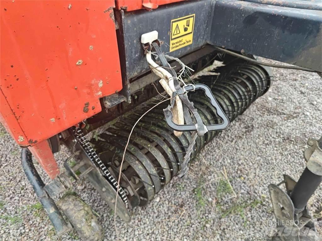 Deutz-Fahr E390 Ρυμούλκα με διάταξη αυτοφόρτωσης