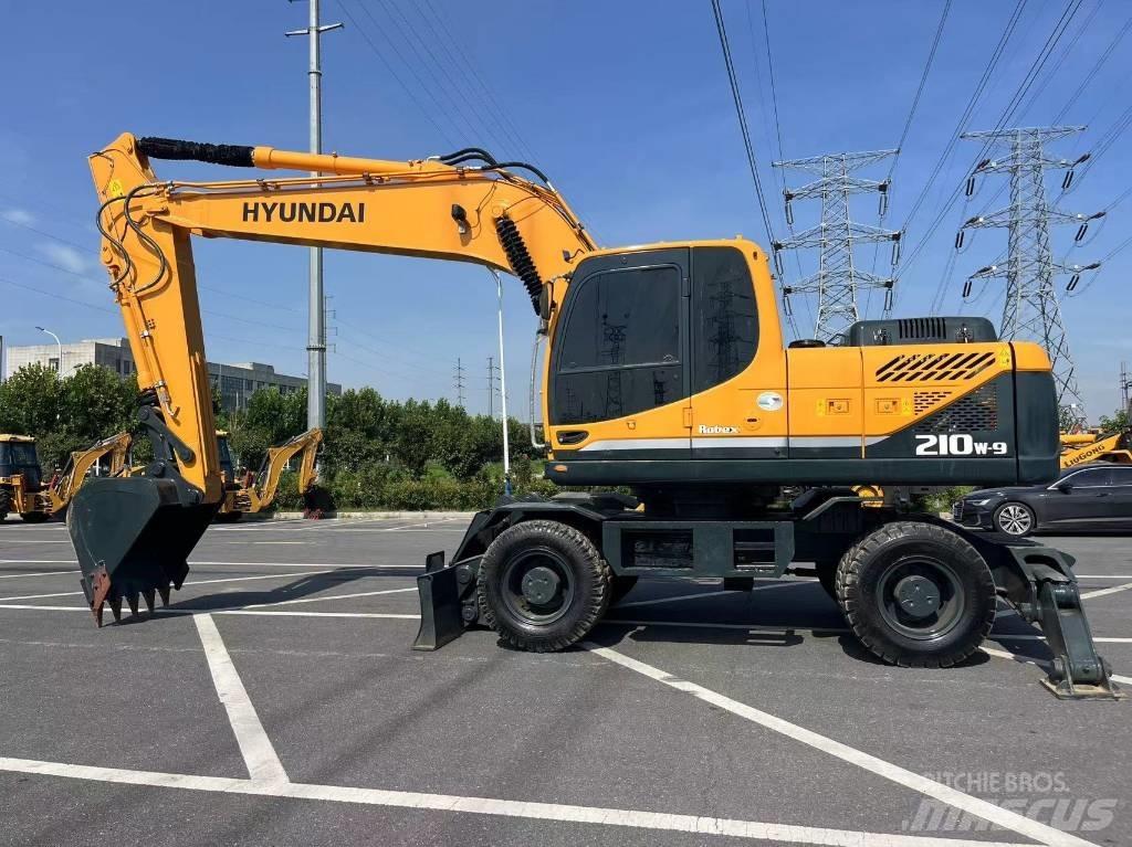 Hyundai 210W-9 Εκσκαφείς με τροχούς - λάστιχα