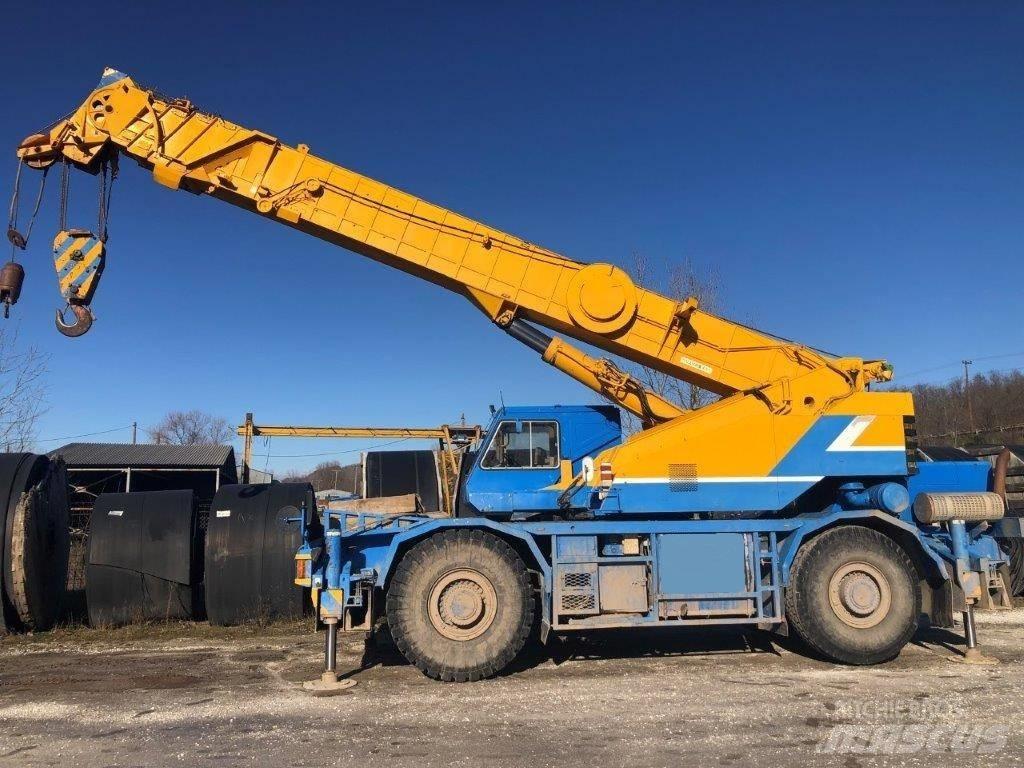Kobelco RK 450 Γερανοί ανώμαλου εδάφους