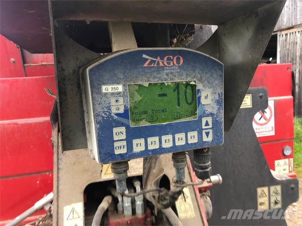 Vicon AVM 12 Τροφοδότες