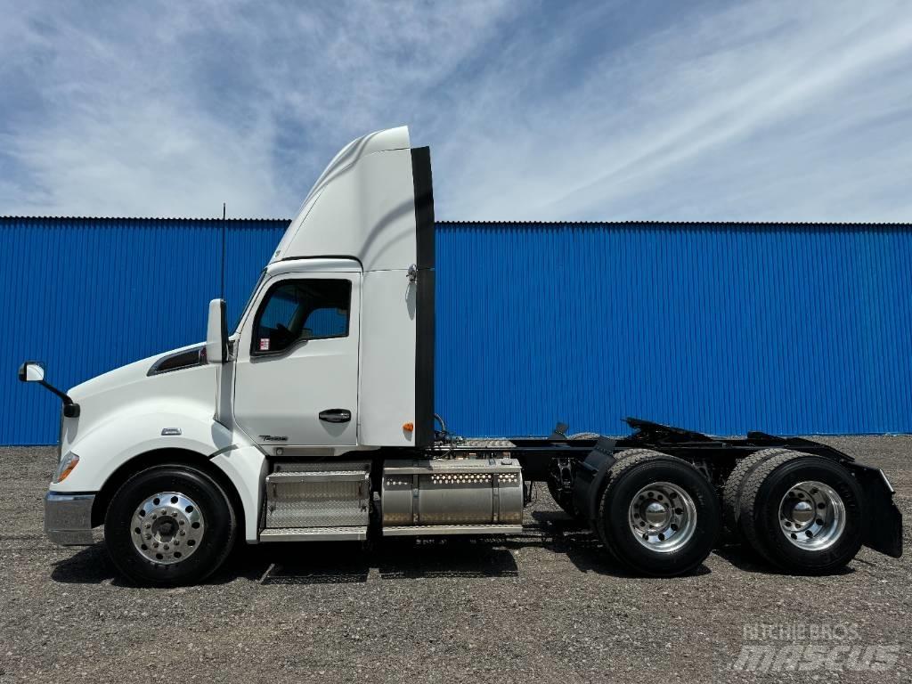 Kenworth T 680 Τράκτορες