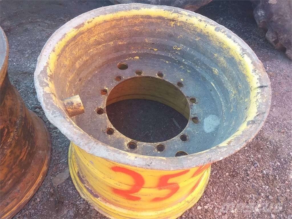 Rottne H20 24x30,5 Ελαστικά και ζάντες