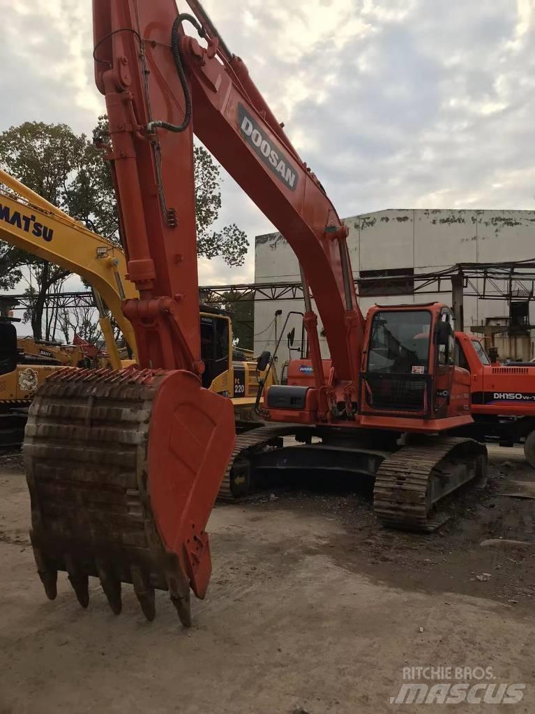 Doosan DX 300 Εκσκαφείς με ερπύστριες