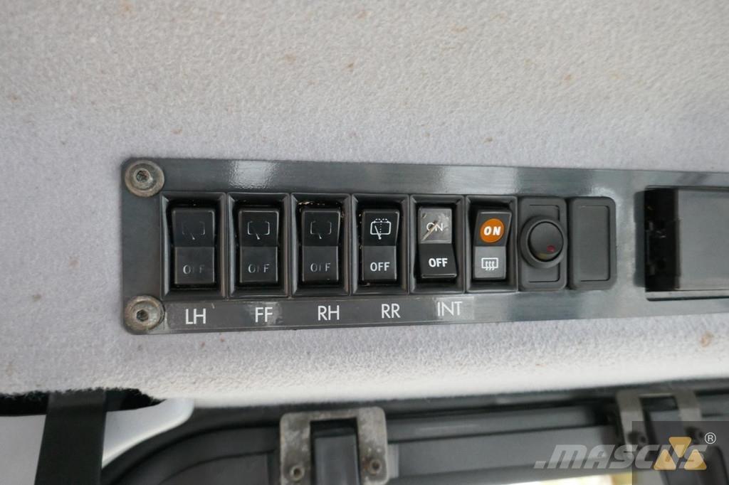 Komatsu D85PX-15 Μπουλντόζες με ερπύστριες