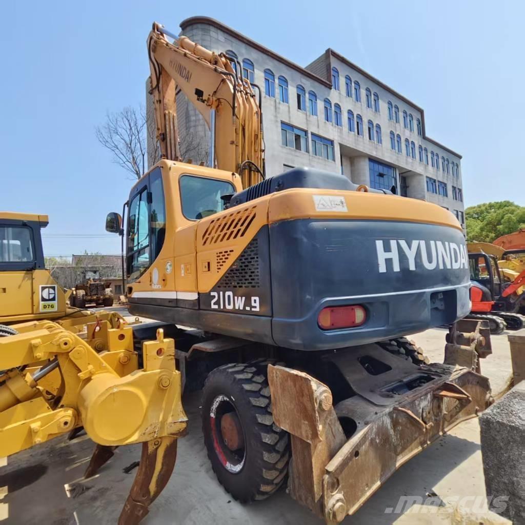 Hyundai R210W-9 Εκσκαφείς με τροχούς - λάστιχα