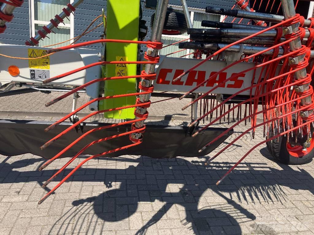 CLAAS Liner 2600 Αναμοχλευτήρες