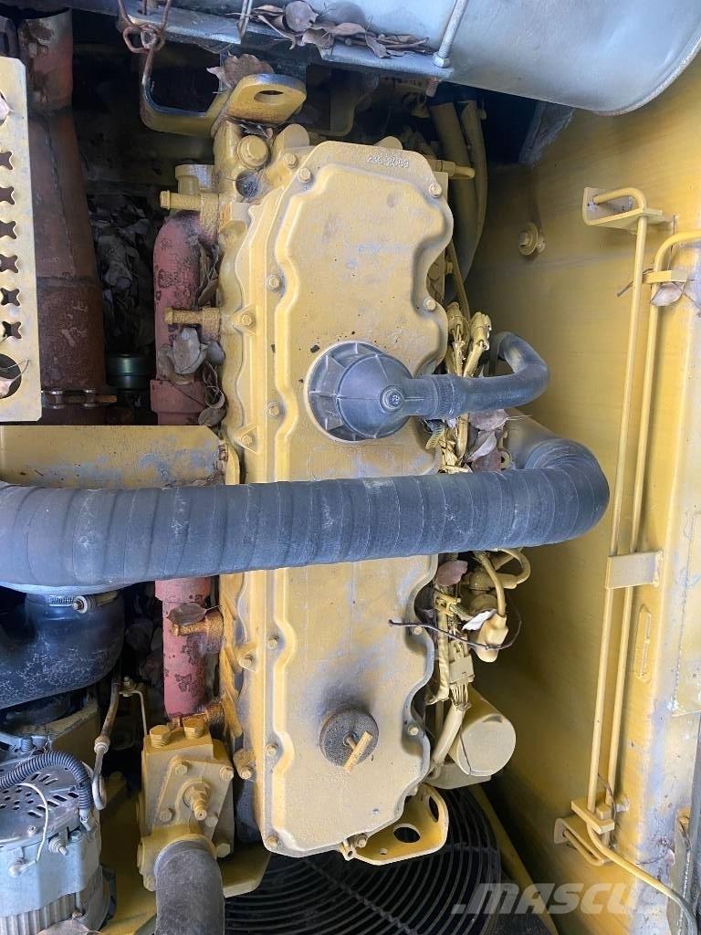 CAT 325 C Εκσκαφείς με ερπύστριες