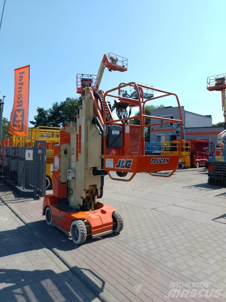 JLG Toucan 1100 Ανυψωτήρες με κατακόρυφους πυλώνες