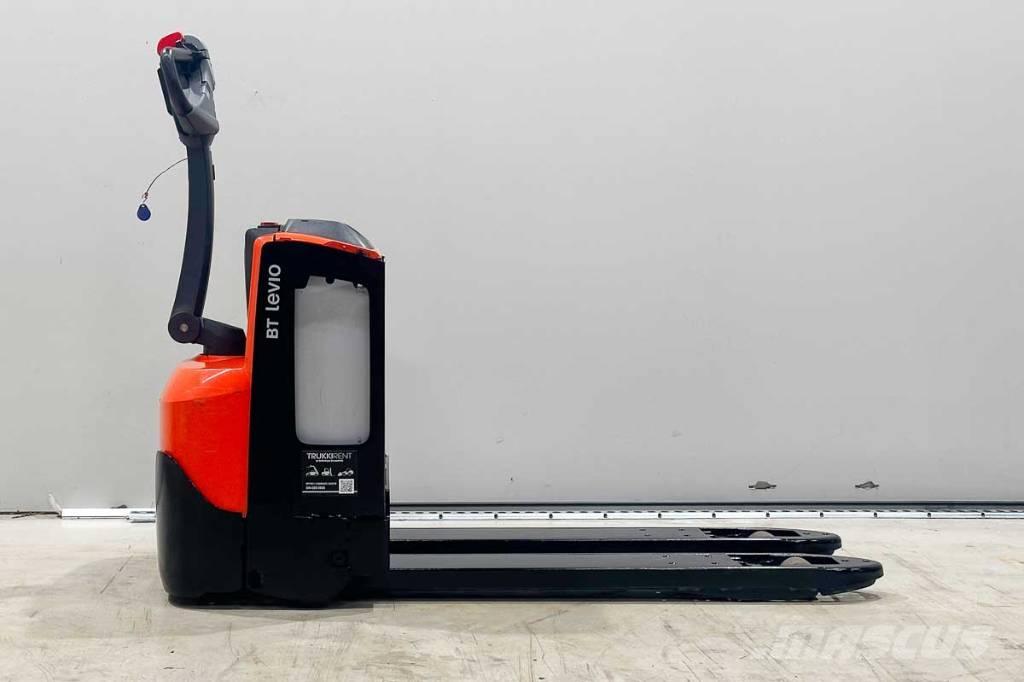 Toyota LWE 200 Χειροκίνητο περονοφόρο ανυψωτικό