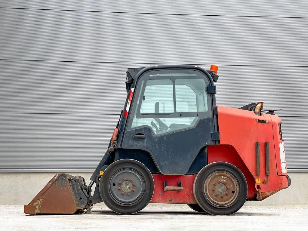 JCB R260 Φορτωτάκια