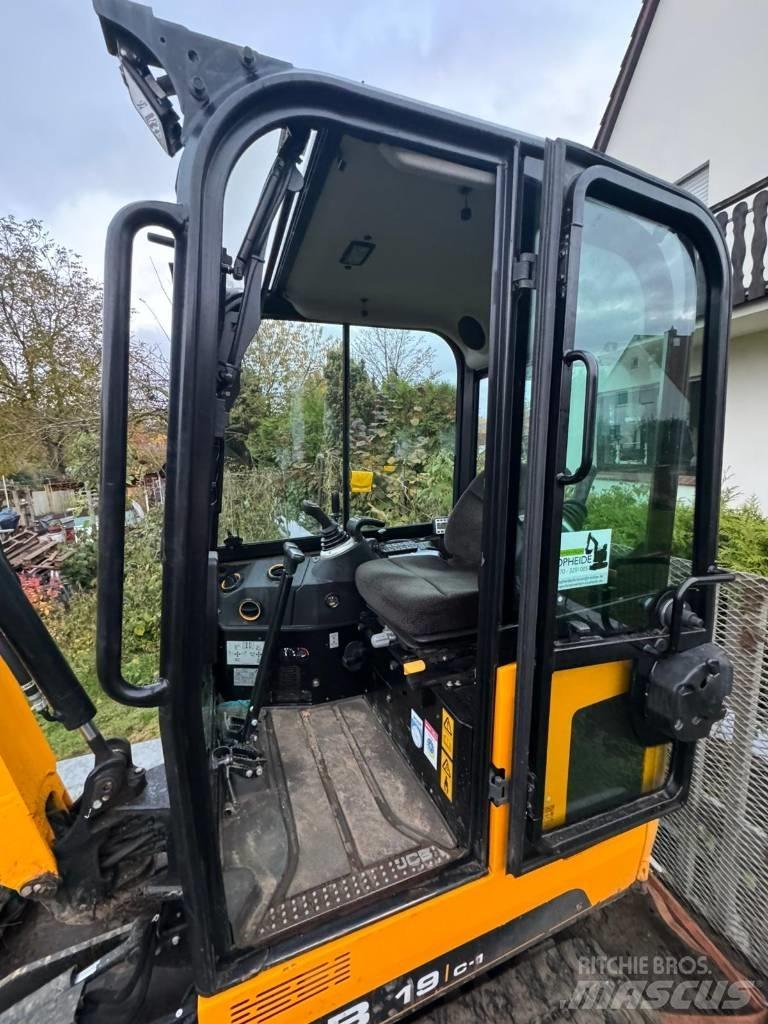 JCB 19 C-1 Εκσκαφάκι (διαβολάκι) < 7t