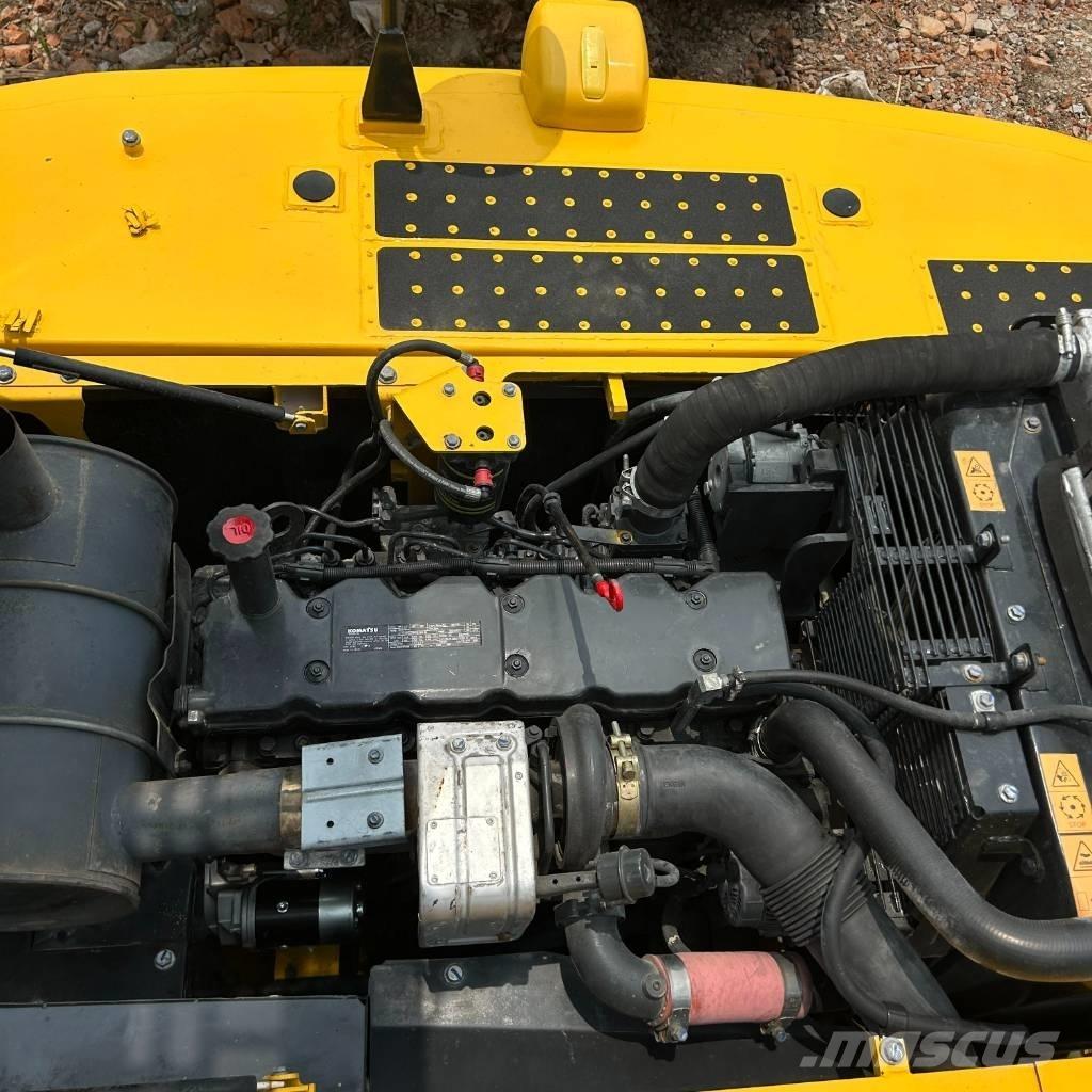 Komatsu 240-8 Εκσκαφείς με ερπύστριες