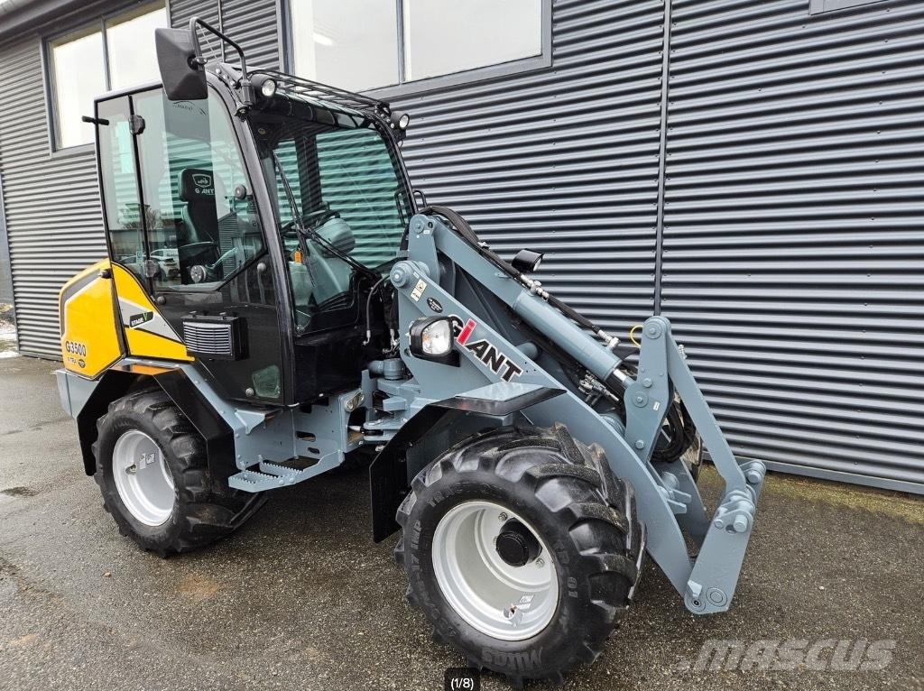 GiANT g3500 x-tra Μίνι φορτωτές
