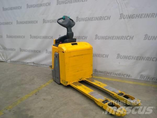Jungheinrich ERE 225 Χειροκίνητο περονοφόρο ανυψωτικό με πλατφόρμα