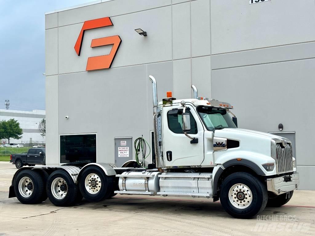 Western Star 49 X Τράκτορες