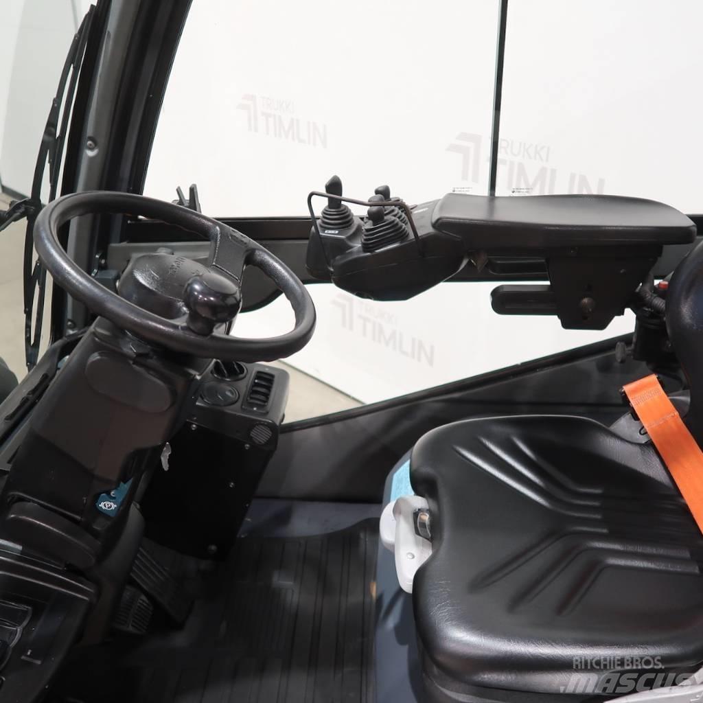 Toyota 02-8FGF25 Περονοφόρα ανυψωτικά κλαρκ με φυσικό αέριο LPG