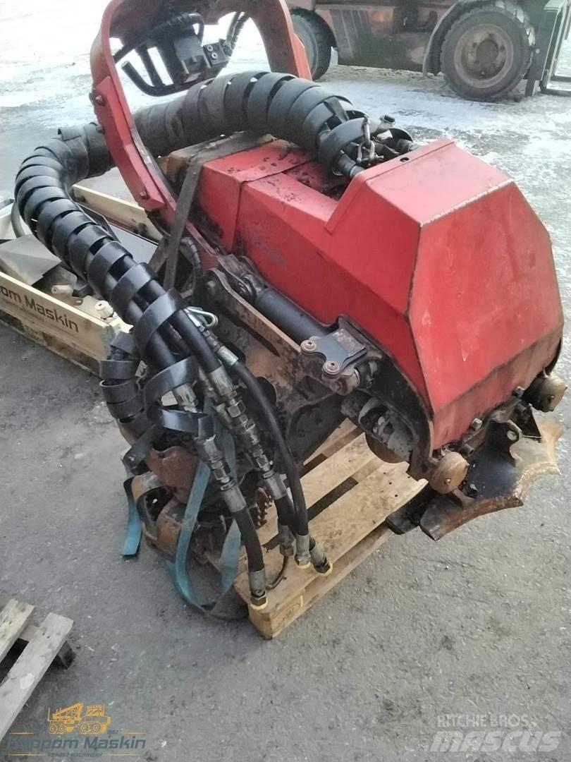 Komatsu C93 Κεφαλές συλλεκτικών μηχανών