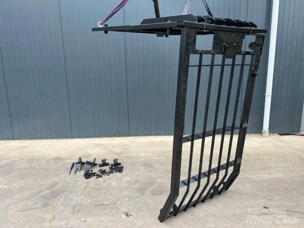 CAT 323D Guard Καμπίνες και εσωτερικό