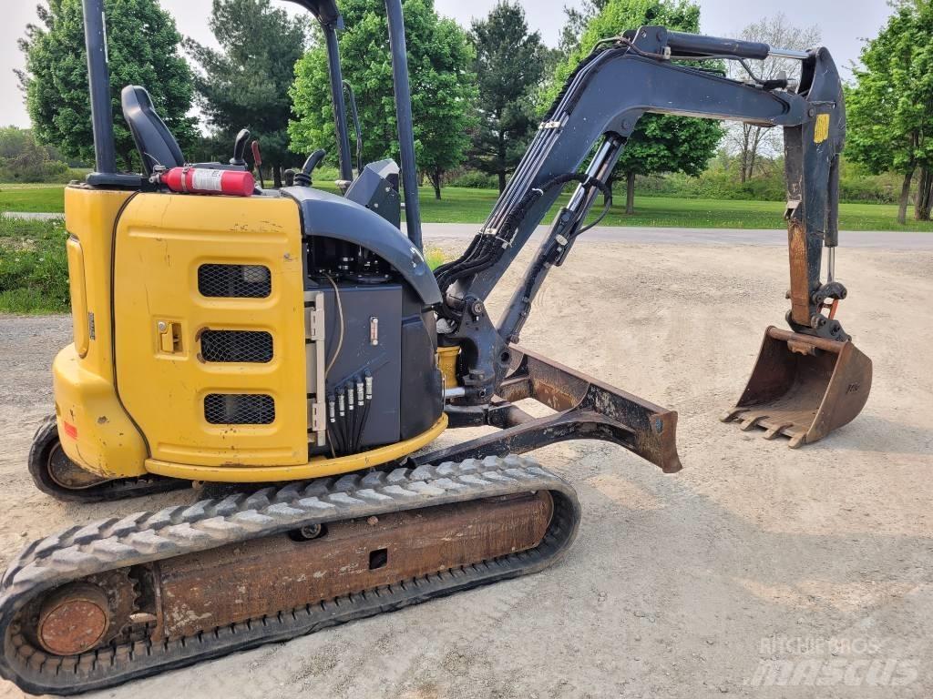 DEERE 35G Εκσκαφάκι (διαβολάκι) < 7t