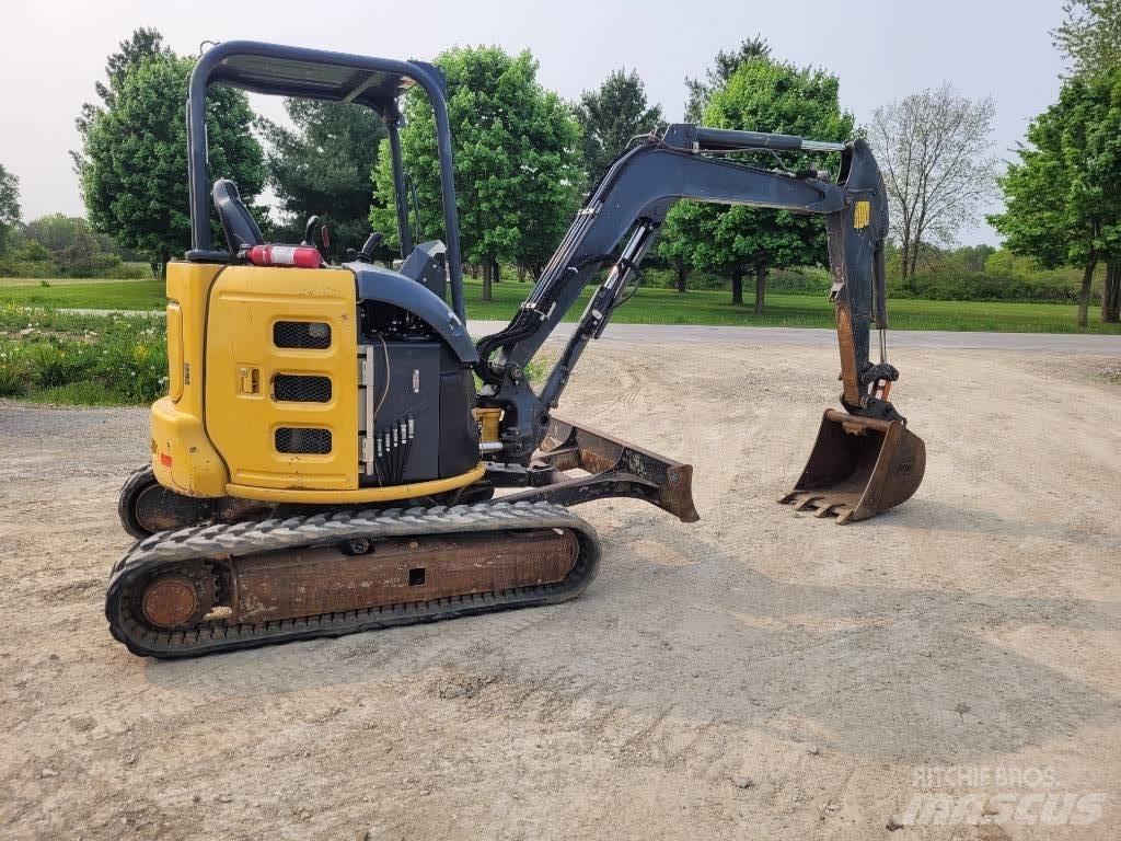 DEERE 35G Εκσκαφάκι (διαβολάκι) < 7t