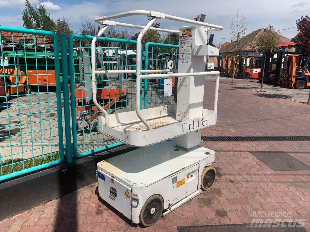 UpRight TM 12   V-2748 Ανυψωτήρες με κατακόρυφους πυλώνες