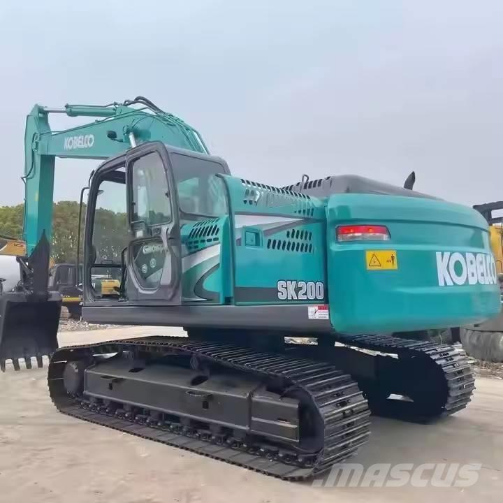 Kobelco SK 200 Εκσκαφείς με ερπύστριες