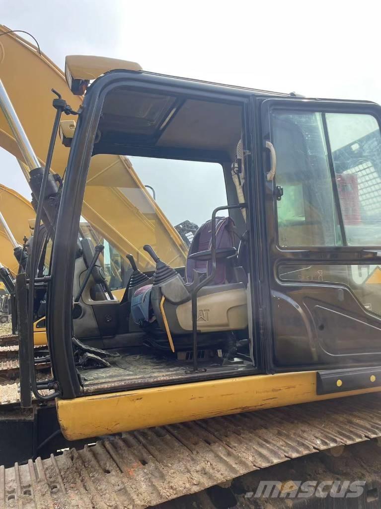 CAT 320d Εκσκαφείς με ερπύστριες