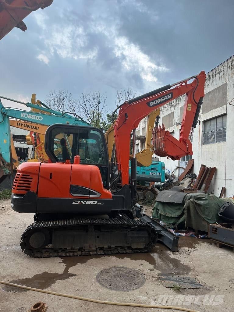 Doosan DX 60 Εκσκαφάκι (διαβολάκι) < 7t