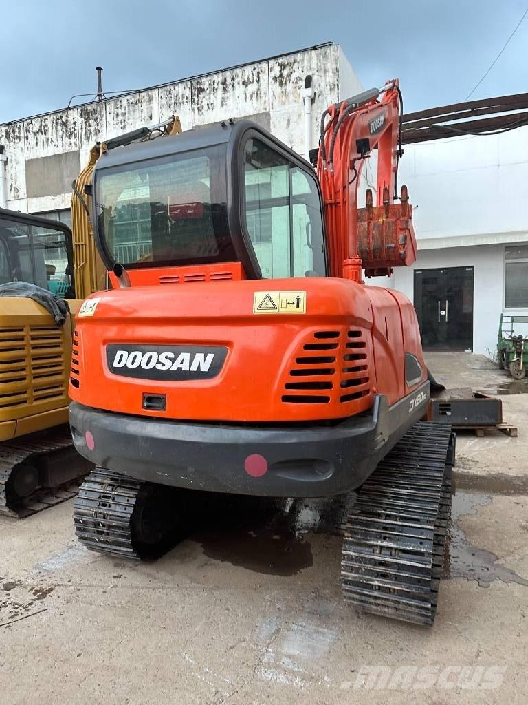 Doosan DX 60 Εκσκαφάκι (διαβολάκι) < 7t
