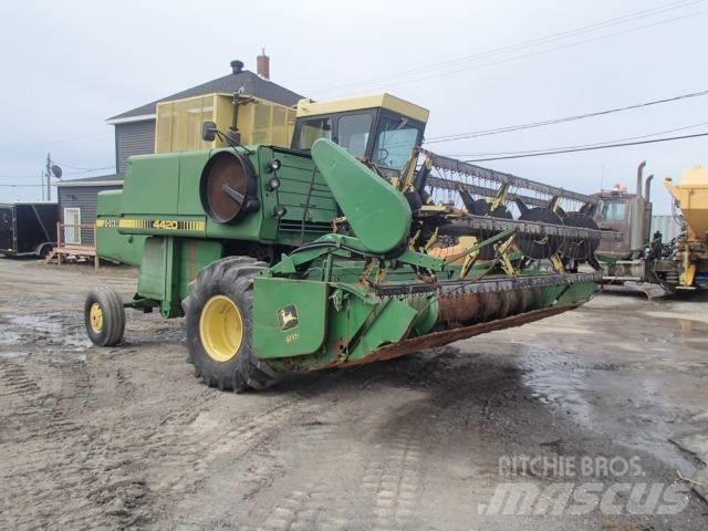 John Deere 4420 Θεριζοαλωνιστικές μηχανές