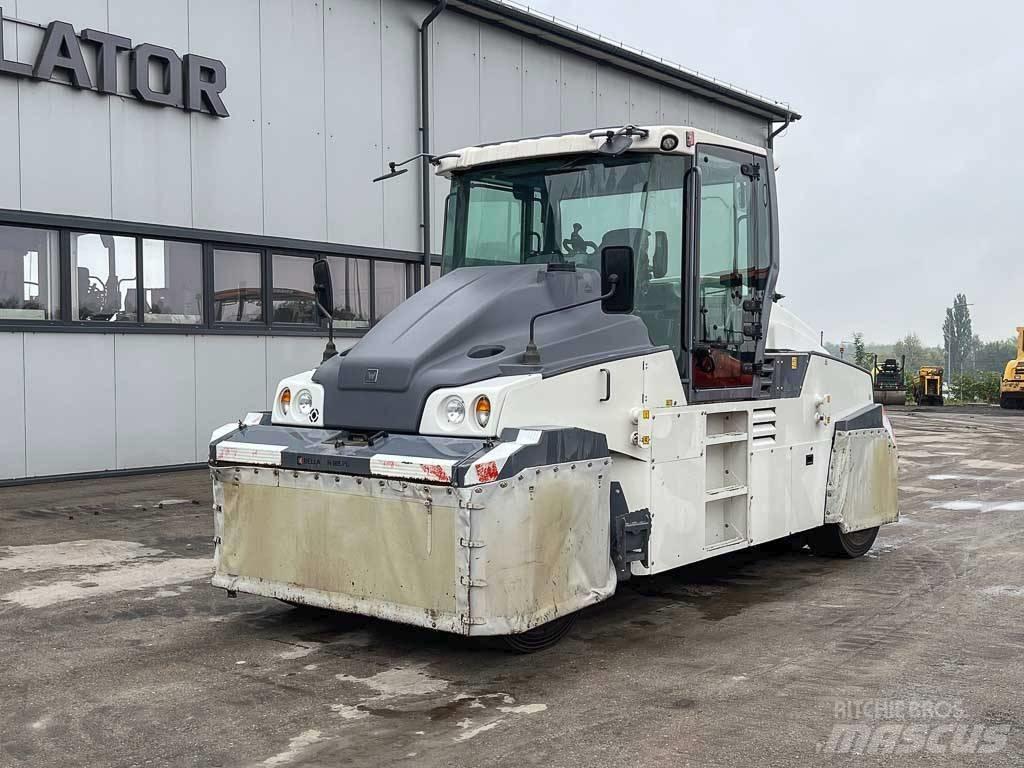 Hamm HP 280 i Κύλινδροι με επίσωτρα με αέρα