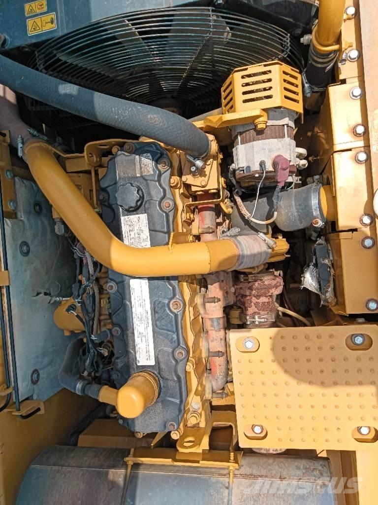 CAT 325 D Εκσκαφείς με ερπύστριες