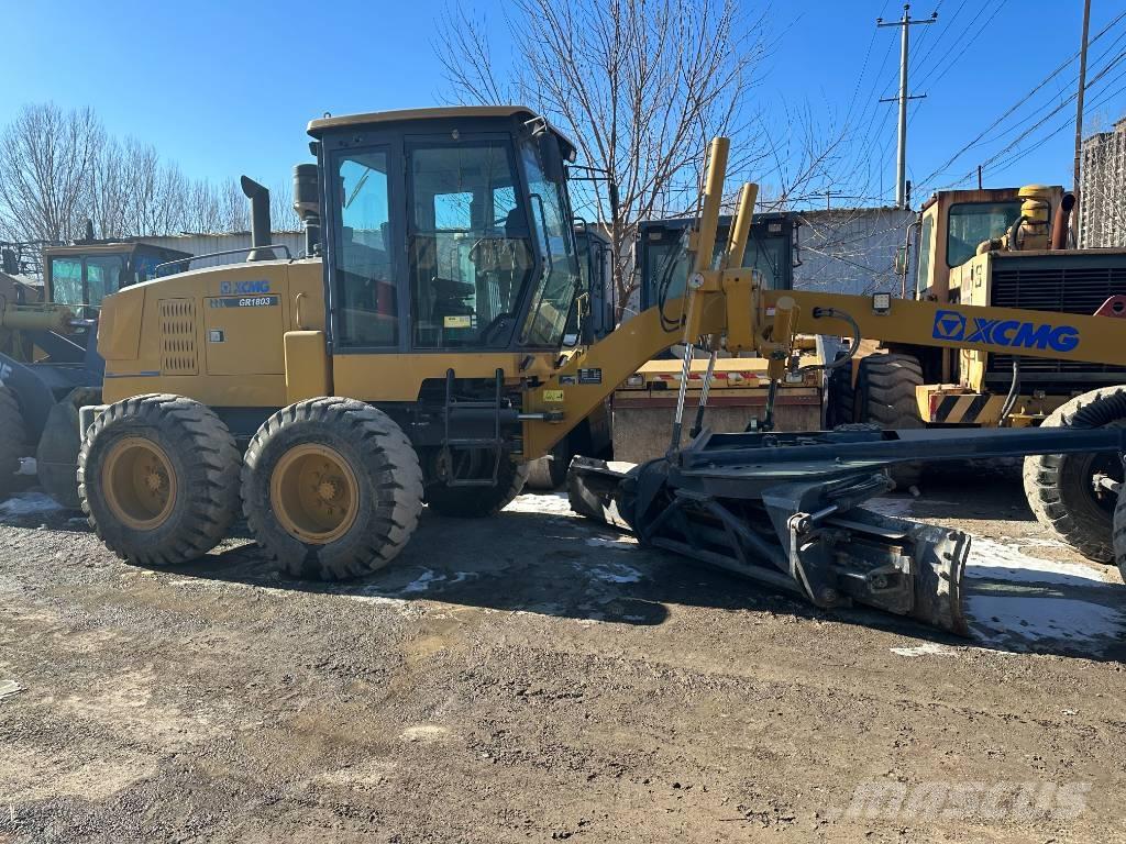 XCMG GR1803 Μπουλντόζες με λάστιχα