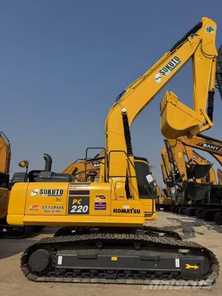 Komatsu 220-8 Εκσκαφείς με ερπύστριες