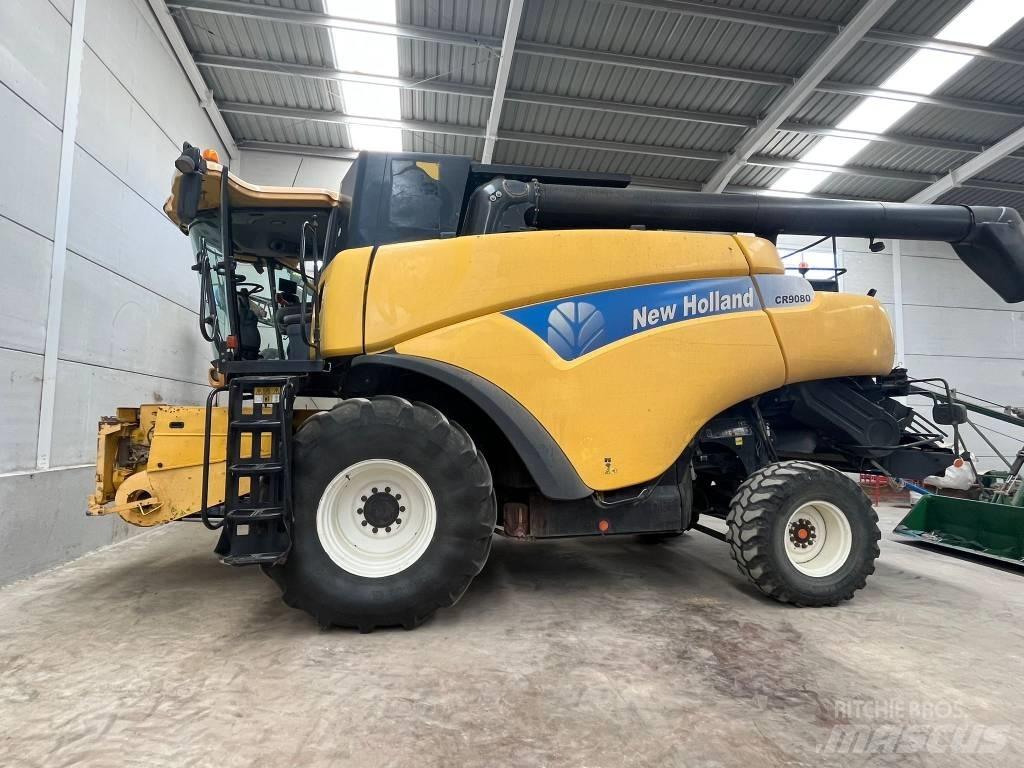 New Holland CR 9080 Θεριζοαλωνιστικές μηχανές