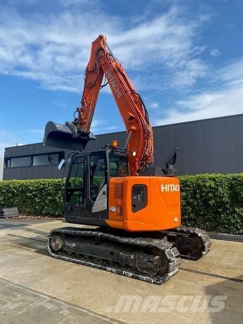 Hitachi ZX 135 US-6 Εκσκαφείς με ερπύστριες